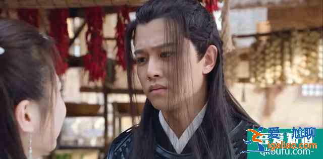 任嘉倫16連冠！暮白首：那嵐岳江湖第一的“背鍋俠”坐穩(wěn)了？