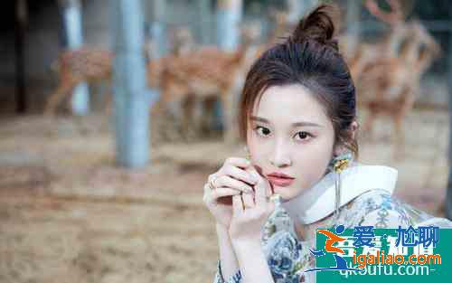 舞蹈專業(yè)畢業(yè)被張藝謀看中,轉(zhuǎn)型成演員《暮白首》任嘉倫都捧不動? 舞蹈專業(yè)畢業(yè)被張藝謀看中,轉(zhuǎn)型成演員《暮白首》任嘉倫都捧不動?