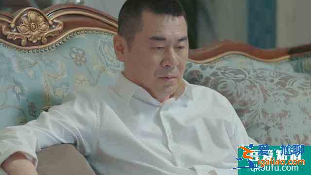 《愛我就別想太多》縱容薛瑛、想與可可離婚，李洪海“渣”起來了？
