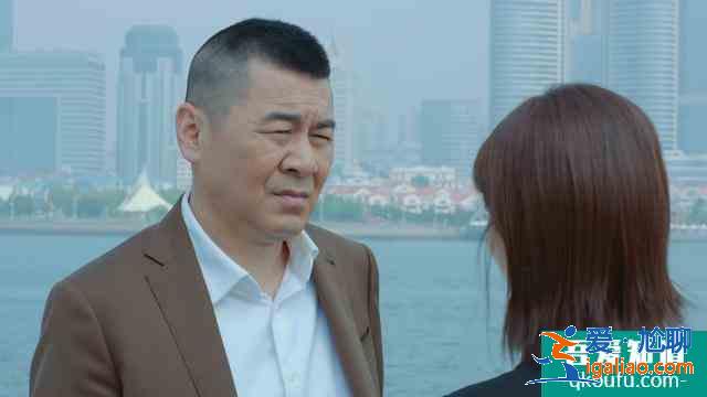 《愛我就別想太多》縱容薛瑛、想與可可離婚，李洪海“渣”起來了？