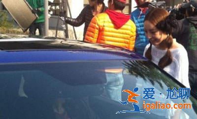 (韓版)城市獵人中的總統(tǒng)嬌嬌女《具荷拉》性感扭腰又?jǐn)[臀