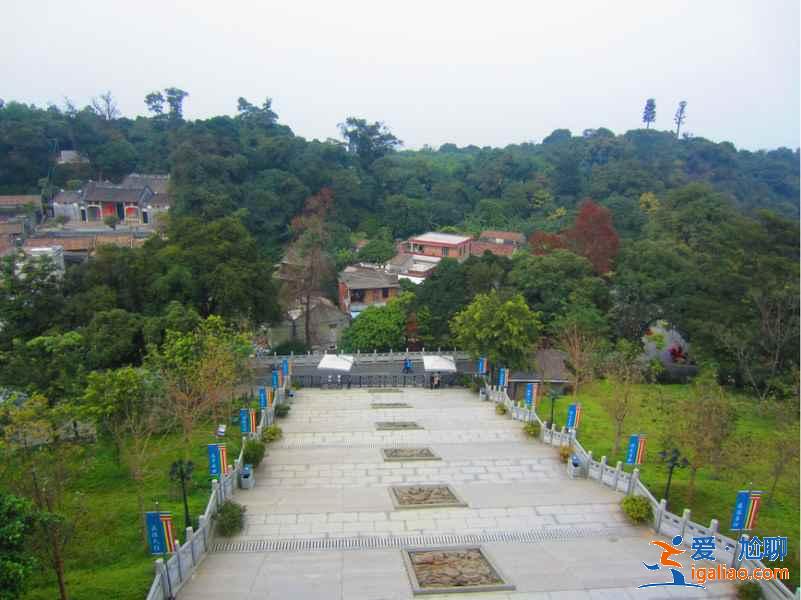 7座城市附近易爬山峰，城市里人的福利？