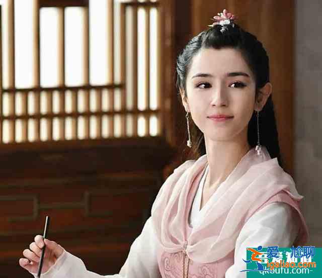 許凱《天舞紀》首播，網友：熬夜看了8集，女二比女主美多了？