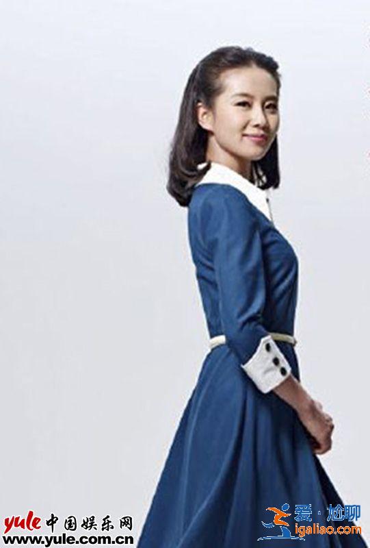 Angelababy練練孫儷劉詩詩開學之際回到民國做學生