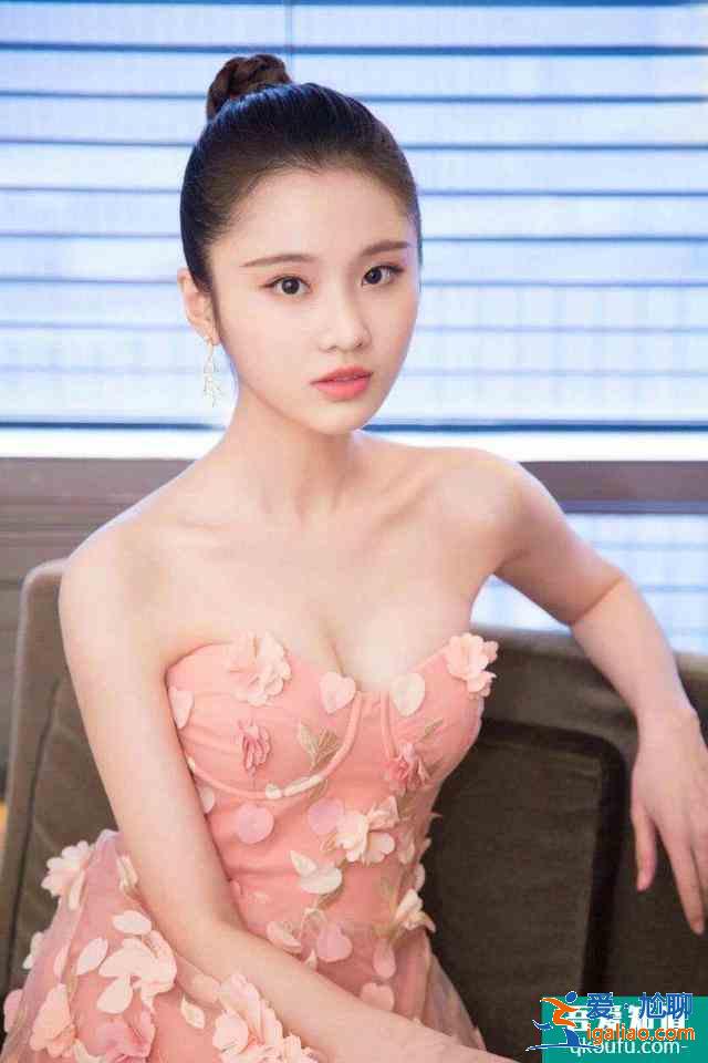 《暮白首》劇情簡析,主要演員大盤點(diǎn),有你熟悉的面孔嗎?? 《暮白首》劇情簡析,主要演員大盤點(diǎn),有你熟悉的面孔嗎??