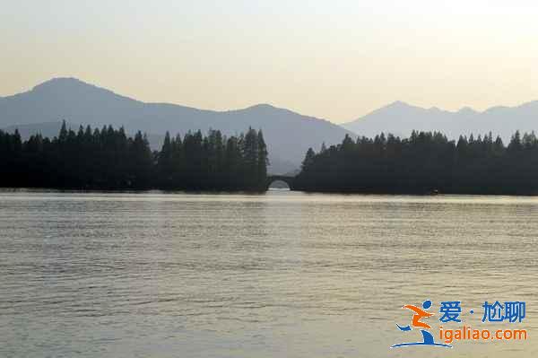 雙峰插云好玩嗎,雙峰插云有什么好玩的地方,雙峰插云怎么樣? 雙峰插云好玩嗎,雙峰插云有什么好玩的地方,雙峰插云怎么樣?