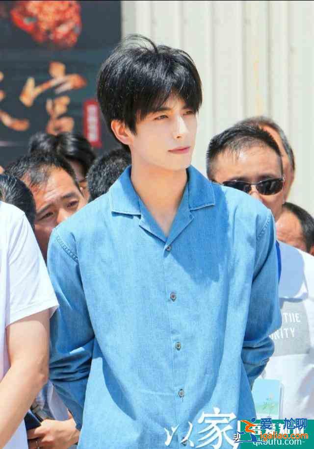 《以家人之名》官宣,譚松韻、宋威龍主演,張新成特別出演!? 《以家人之名》官宣,譚松韻、宋威龍主演,張新成特別出演!?