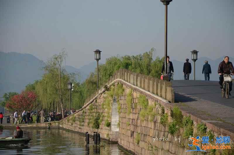 情侶能去西湖斷橋嗎,斷橋適合情侶去玩嗎? 情侶能去西湖斷橋嗎,斷橋適合情侶去玩嗎?