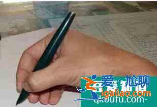 幼兒學(xué)寫字的正確的執(zhí)筆方法及正確的寫字姿勢？