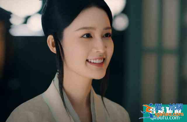 《錦繡南歌》船戲花絮,秦昊李沁拍貼身戲,全程用擋板絲毫不親密? 《錦繡南歌》船戲花絮,秦昊李沁拍貼身戲,全程用擋板絲毫不親密?