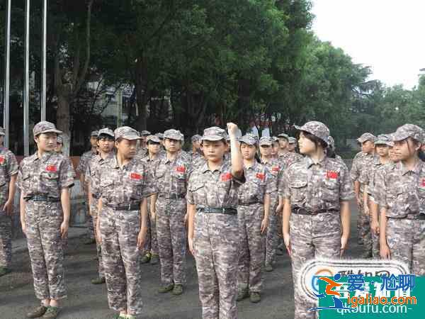 軍訓(xùn)的內(nèi)容有哪些？？