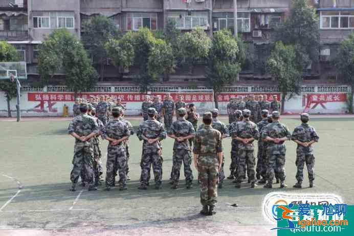 軍訓(xùn)的內(nèi)容有哪些？？