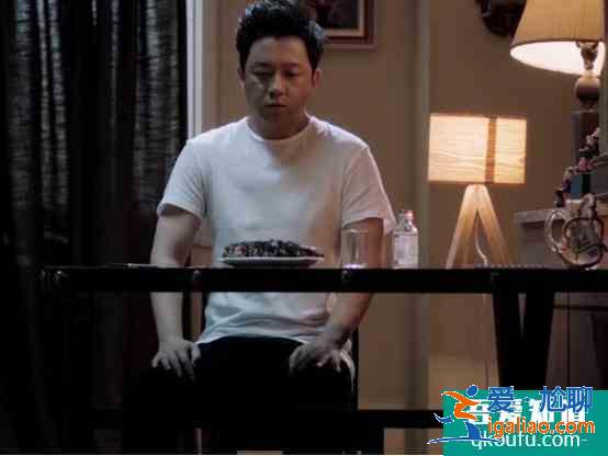 《白夜追兇》結(jié)局你看懂了嗎，最后為什么要吃掉寵物魚“老虎”？