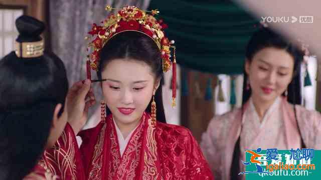 《暮白首》白首夫婦大婚當(dāng)日太虐心，凌虛閣遭剿滅，錯(cuò)在農(nóng)夫救蛇？