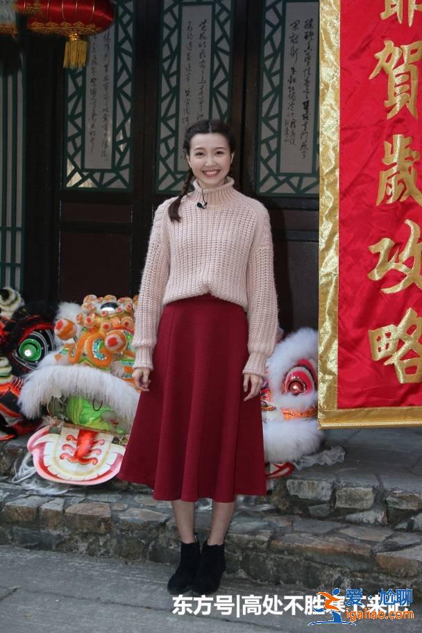 吳若希被批失儀狂笑亂摸名牌，反擊：是什么摸不得啊!