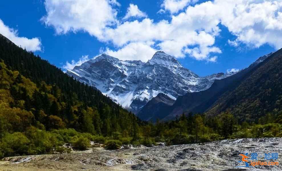 九寨溝怎么玩，九寨溝游玩路線，九寨溝旅游攻略？