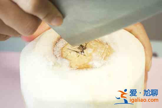 椰子怎么打開? 椰子怎么打開?