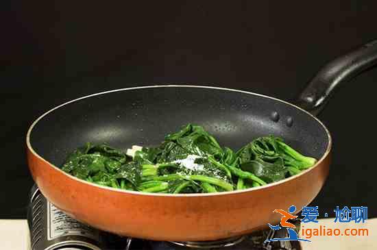 菠菜怎么做好吃? 菠菜怎么做好吃?