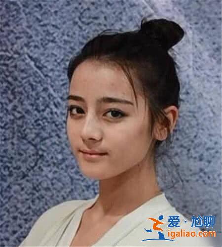 18歲的楊冪，18歲的楊穎，18歲的熱巴，都不及十八的她驚艷