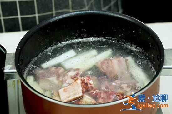 山藥排骨湯的做法? 山藥排骨湯的做法?