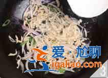 金針菇炒雞絲怎么做？？