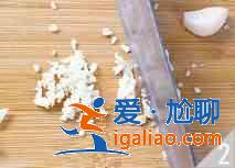 芥菜心炒素雞怎么做？？