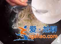 金針菇炒雞絲怎么做？？