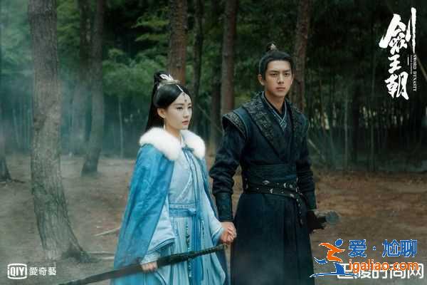 現(xiàn)男友李現(xiàn)《劍王朝》開撩升級 偷看李一桐洗澡邀一起雙修? 現(xiàn)男友李現(xiàn)《劍王朝》開撩升級 偷看李一桐洗澡邀一起雙修?