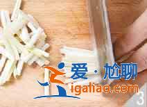 草菇爆雞絲怎么做？？