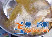 香辣萵筍翅怎么做？？