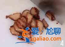 蠶豆香芹炒臘肉的家常做法？