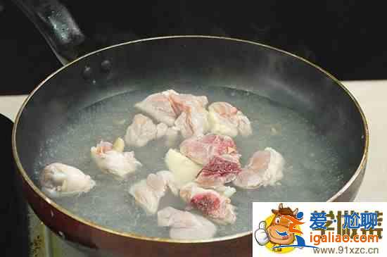 雞湯怎么燉好喝又營養(yǎng)？