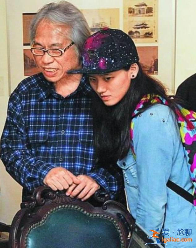 同樣是相差40歲的爺孫戀，這一對居然好了6年…