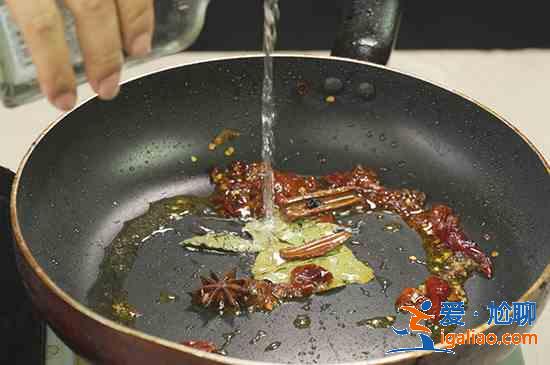 麻辣燙底料配方？