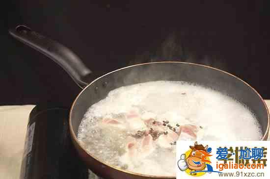 土豆紅燒肉怎么做? 土豆紅燒肉怎么做?