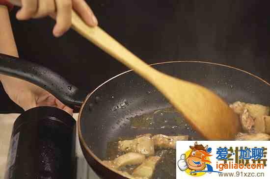 土豆紅燒肉怎么做? 土豆紅燒肉怎么做?