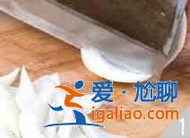 糖醋里脊怎么做?? 糖醋里脊怎么做??