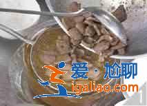 西芹炒豬肝怎么做？？