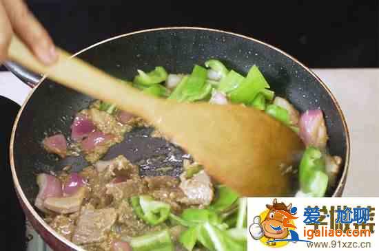 牛肉怎么炒才嫩? 牛肉怎么炒才嫩?