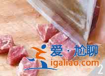青椒玉米爆牛肉怎么做？？