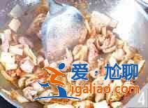 辣白菜炒肥腸怎么做？？