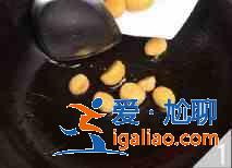 板栗燒雙菇怎么做?? 板栗燒雙菇怎么做??