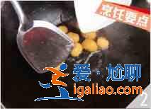 板栗燒雙菇怎么做?? 板栗燒雙菇怎么做??