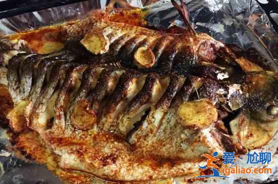 木炭烤魚的做法及配料？