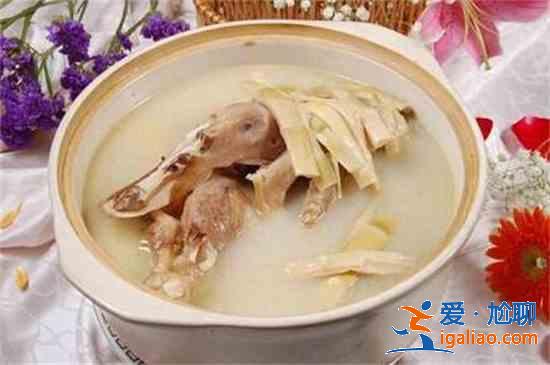 燉鴨湯放四物竅門？