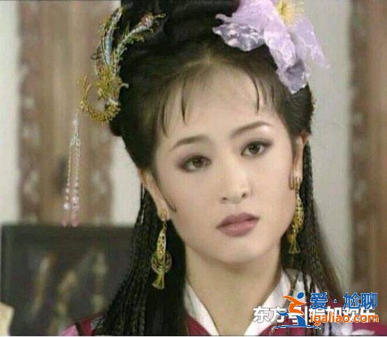 一個不打眼的人，功夫不負有心人，經過重重磨煉，現終于紅了