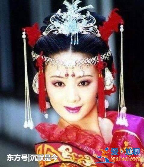 女明星穿起古裝婚紗照，哪位最美最惹人愛呢？