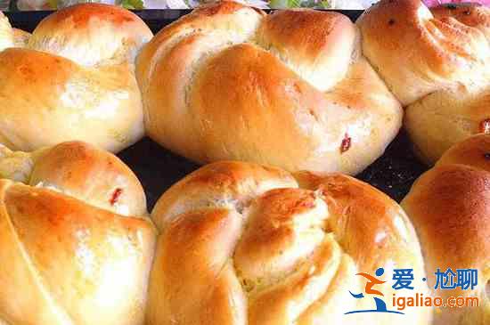 烤箱家常面包的做法？