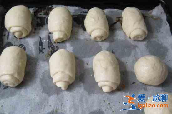 烤箱家常面包的做法？