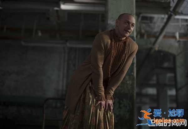 詹姆斯《玻璃先生》再度24個人格分裂 野獸訓練內幕曝光? 詹姆斯《玻璃先生》再度24個人格分裂 野獸訓練內幕曝光?